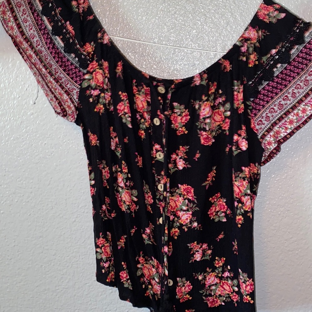 Cute floral off the sholder top